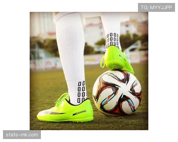 护腿板规则详解：足球比赛中必须佩戴的安全标准有哪些？