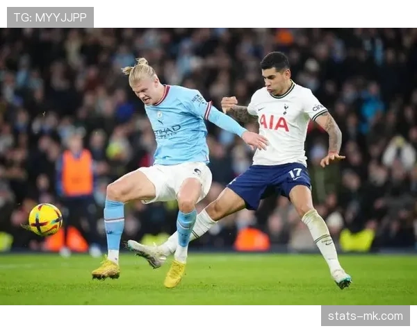 恩佐与楚阿梅尼后腰攻防效率及战术适配性差异解析