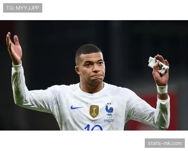 本泽马与姆巴佩的终结效率差异：战术角色如何塑造射门表现